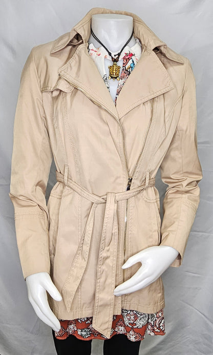 VINCE CAMUTO - Lightweight Tan Jacket